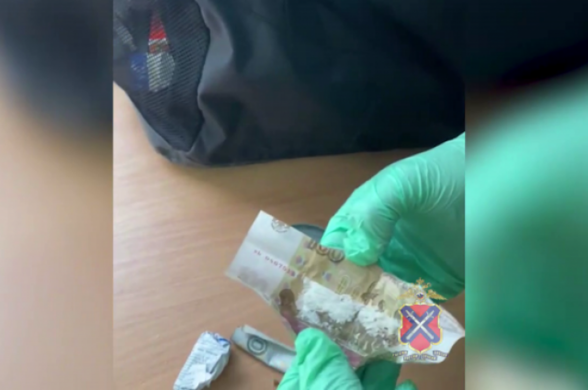    Жителя Самары задержали под Волгоградом за наркотики в нижнем белье