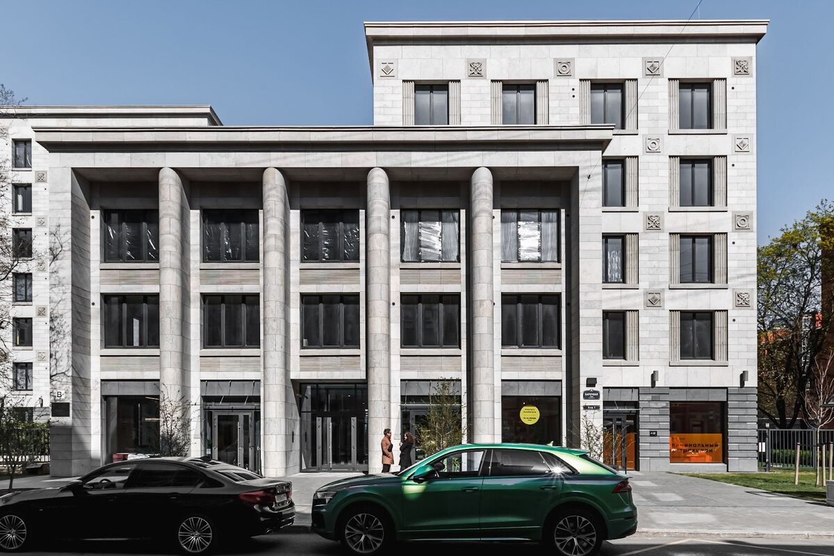 Клубный дом Futurist, в котором расположен ресторан. Дом сдан, в продаже остались эксклюзивные квартиры с роскошными планировками. 