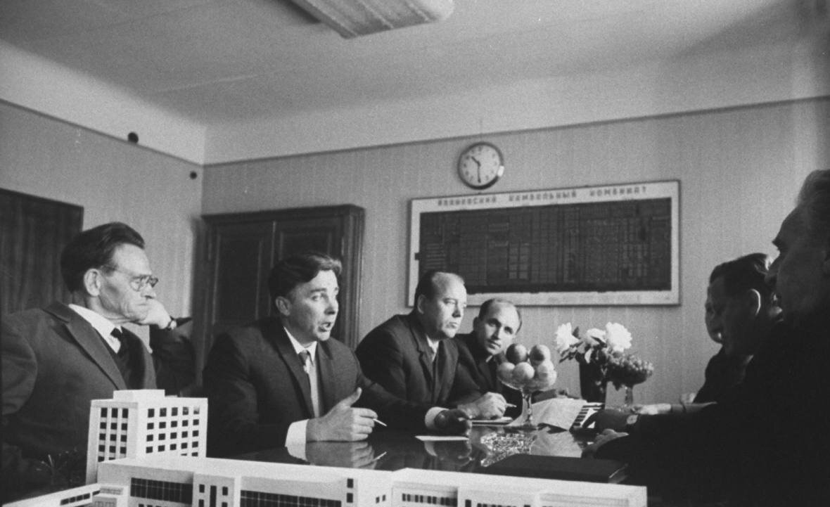 Советские чиновники