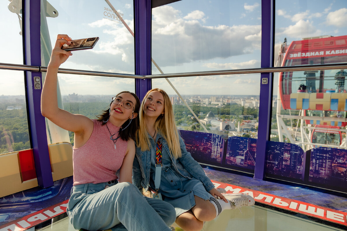 Яркие фото и селфи с вершины «Солнца Москвы»