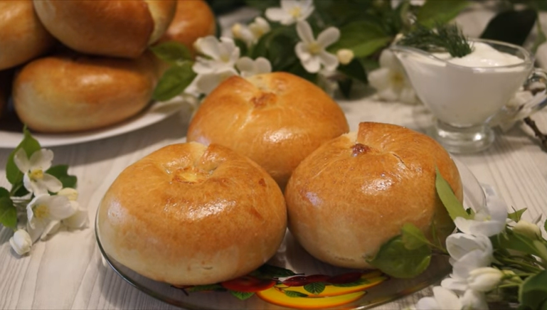 Жареные пирожки с картошкой - рецепт с фото пошагово