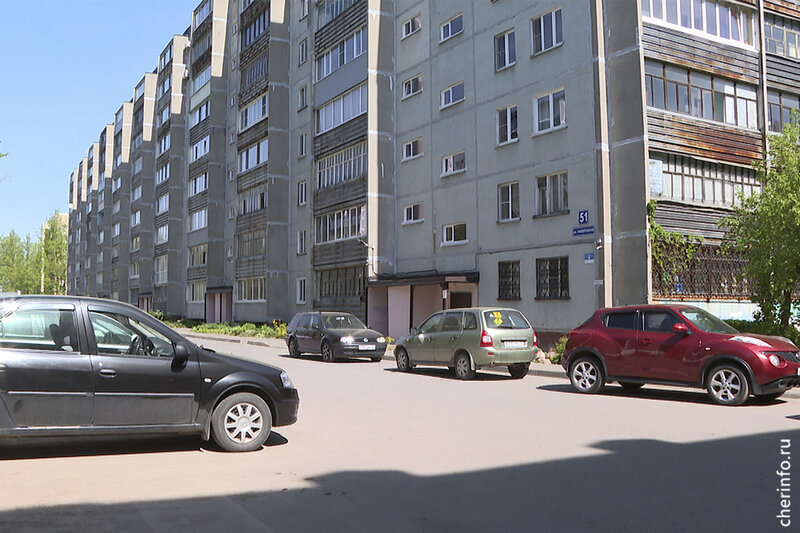    За несколько лет девятиэтажка на Набережной, 51 превратилась в образцовое здание. В этом выпуске программы "Совет дому" расскажем, как жители стали управлять своим домом.