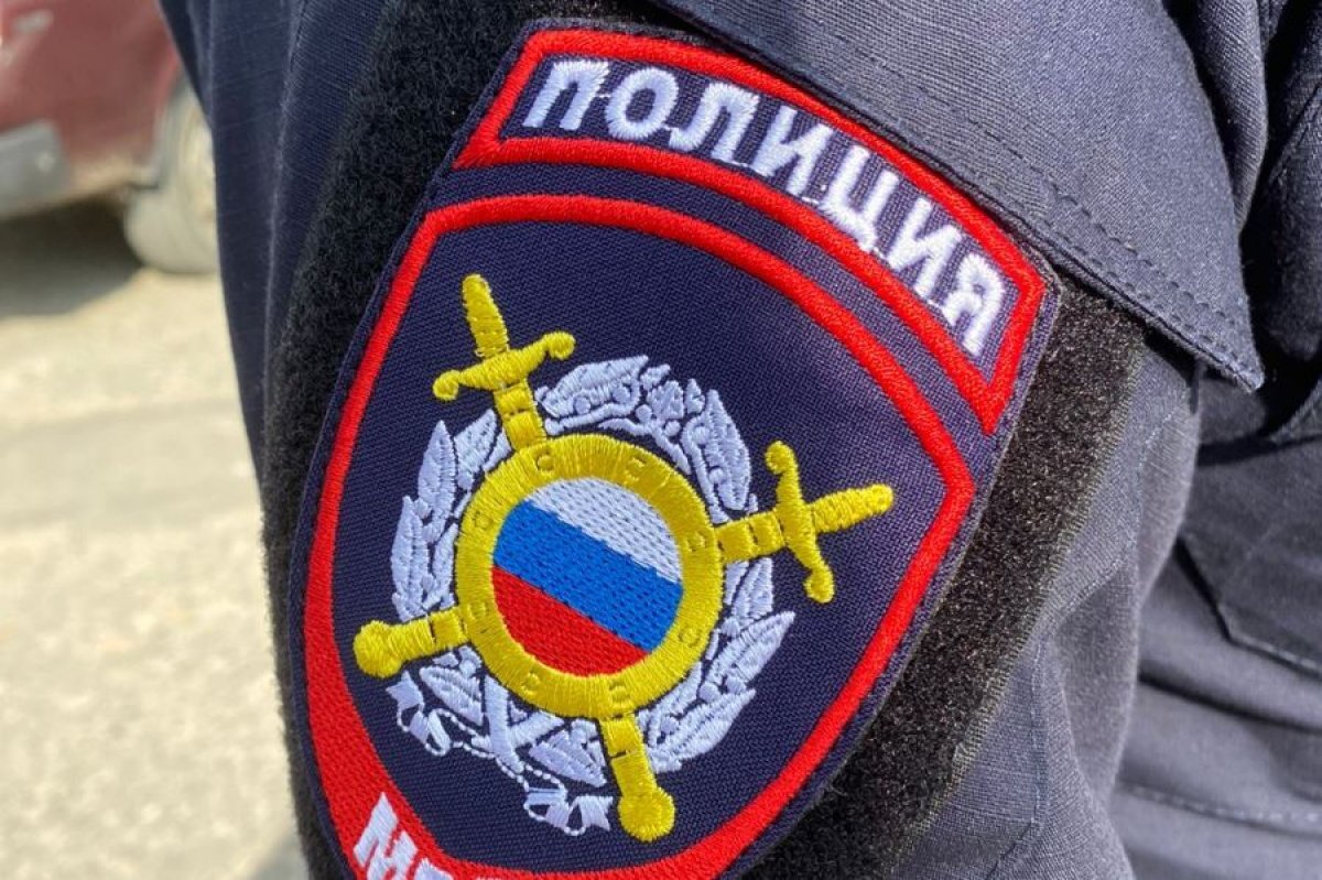    Житель Дагестана выстрелил из травматического пистолета в лихача