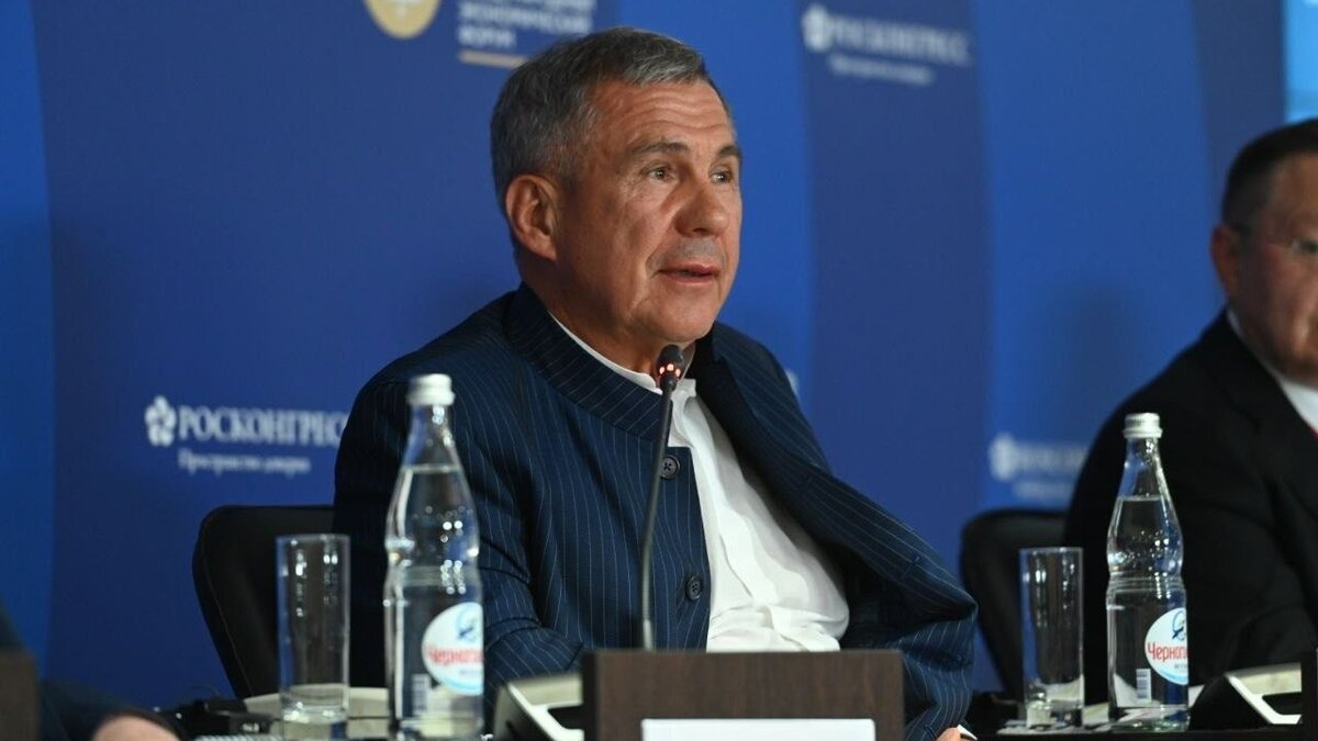     В 2023 году отмечается столетие создания контрольно-ревизионных органов министерства финансов России. Этому посвящена сессия на Петербургском международном форуме, одним из спикеров на которой выступил глава Татарстана Рустам Минниханов.