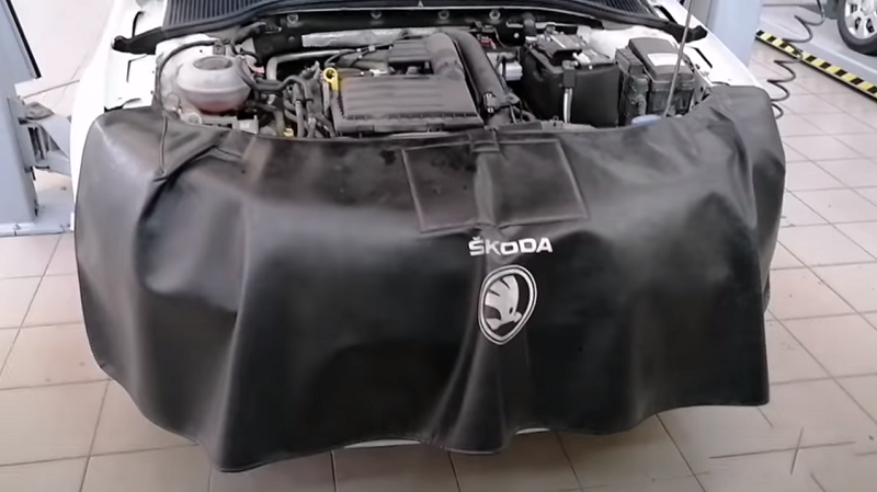 Как обслуживать автомобили концерна ВАГ - рекомендации от мастера официального дилера