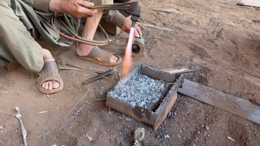 сварка (или пайка??) поршня, прогоревшего между колец. БЕЗ АРГОН ...