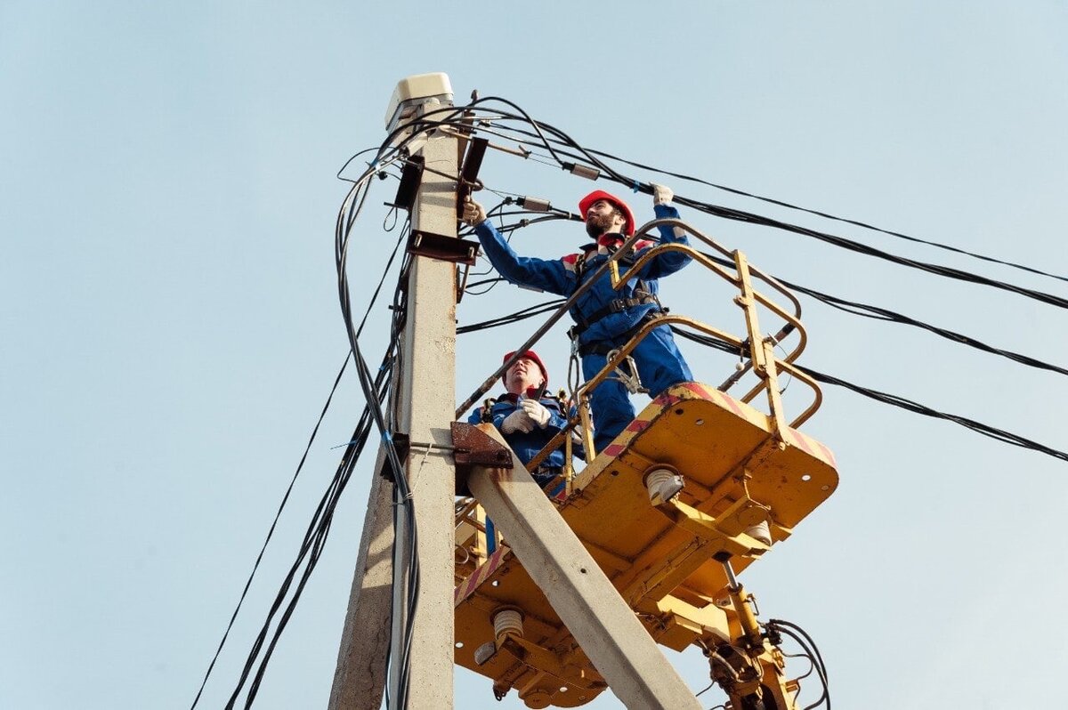   Из-за непогоды в Сургуте несколько районов остались без света