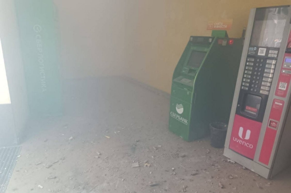    «Разговаривал сам с собой». Что известно о парне, взорвавшем банк в Химках?