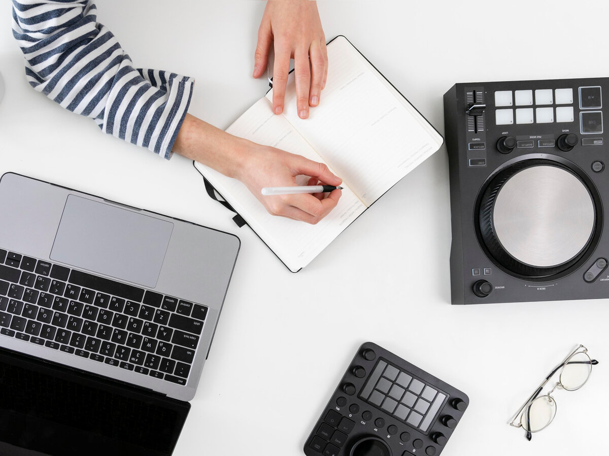 Взято с freepik.