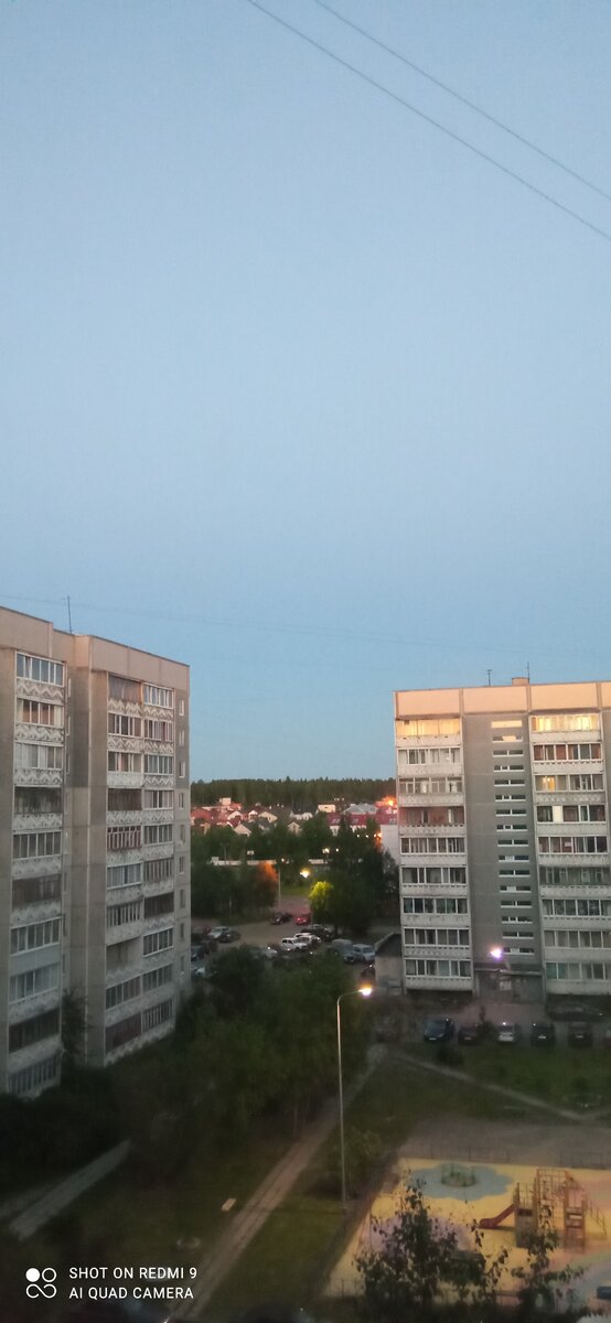 фото автора, в Карелии сейчас белые ночи, вчера в 24 часа, вид из окна