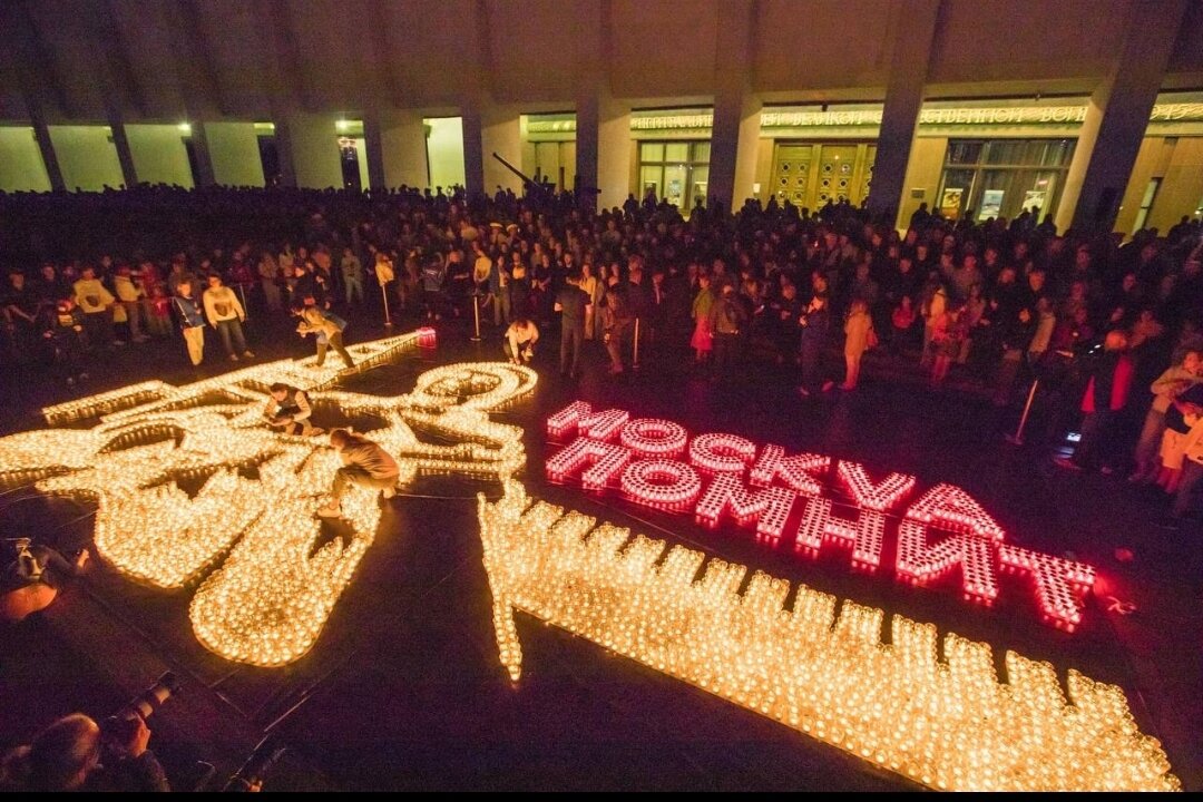 Начать хотелось бы с того, что мы помним. Сегодня День скорби и памяти по погибшим солдатам, по всем жертвам войны.