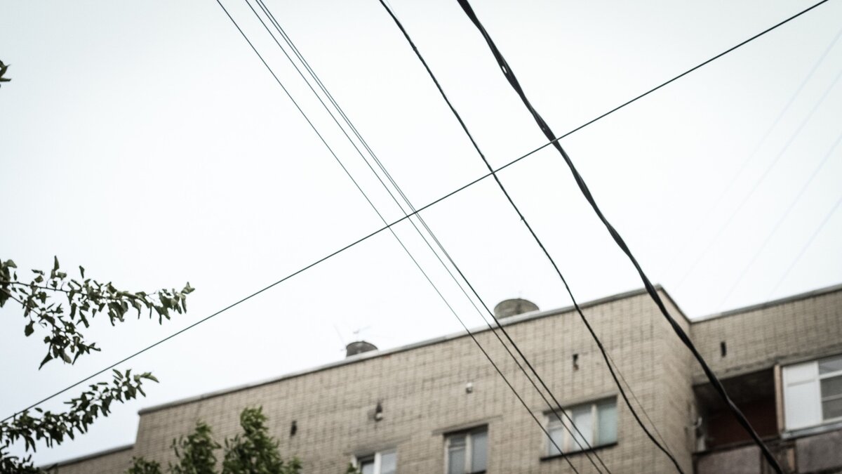     На юге Ставрополя затруднено движение транспорта, предупредили в Госавтоинспекции края.