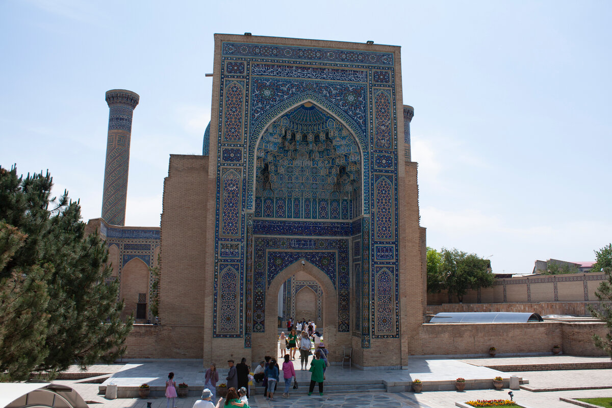 Арка входа в Гур Эмир