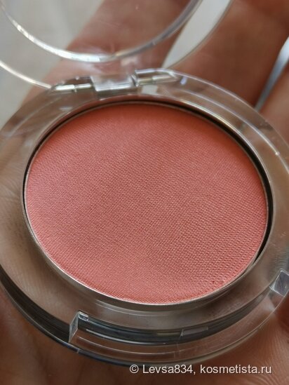 В комнате, дневной свет