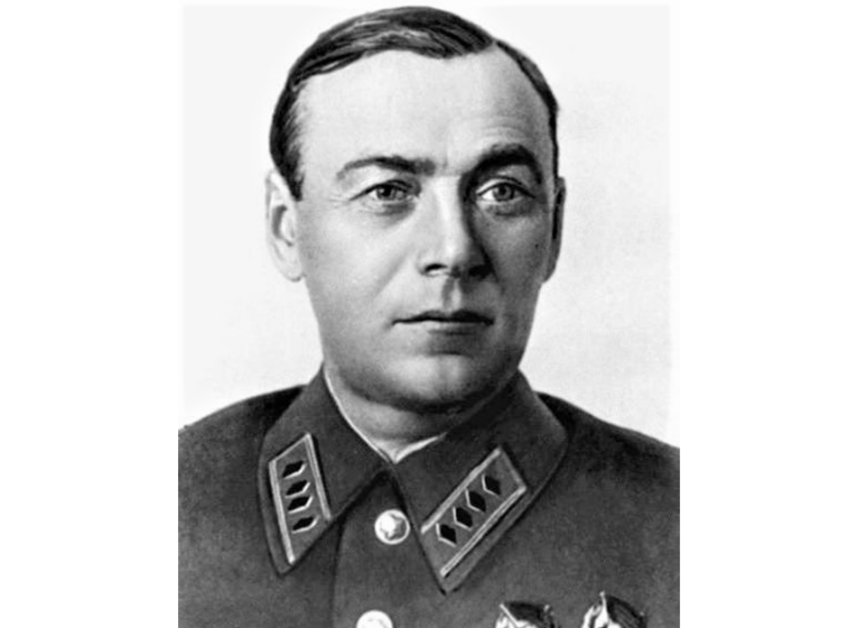 Какой мастерской владел каширин
