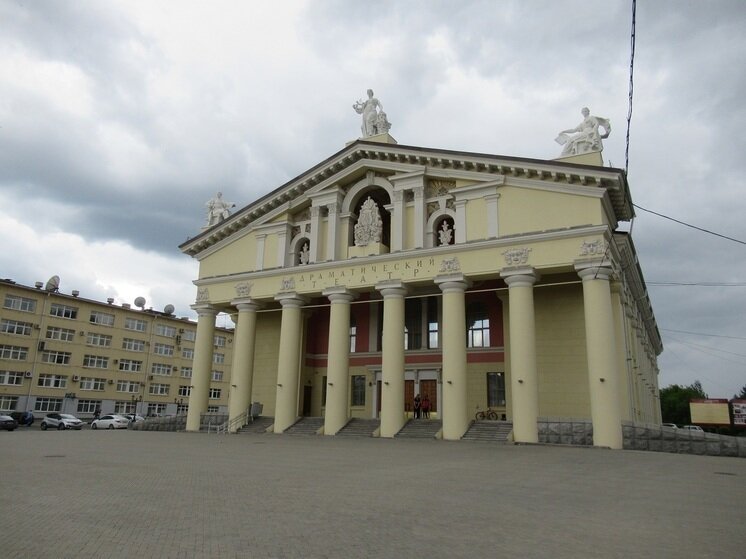    Новый театральный сезон в Нижнетагильском драматическом театре начнется в конце августа. Фото: Николай Курилов / "МК-Урал"