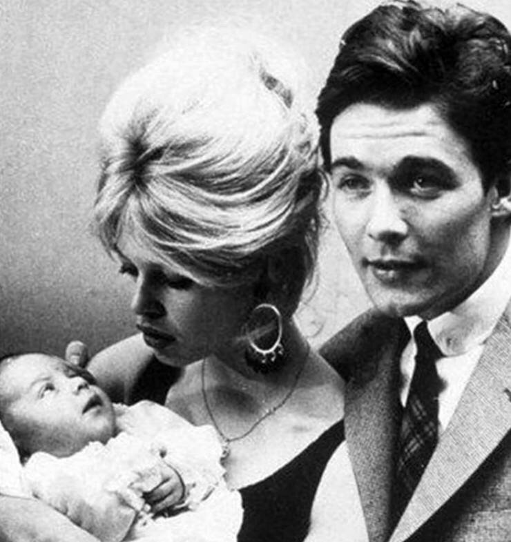 Скрин фото "Ретро. Тайна звёзд"