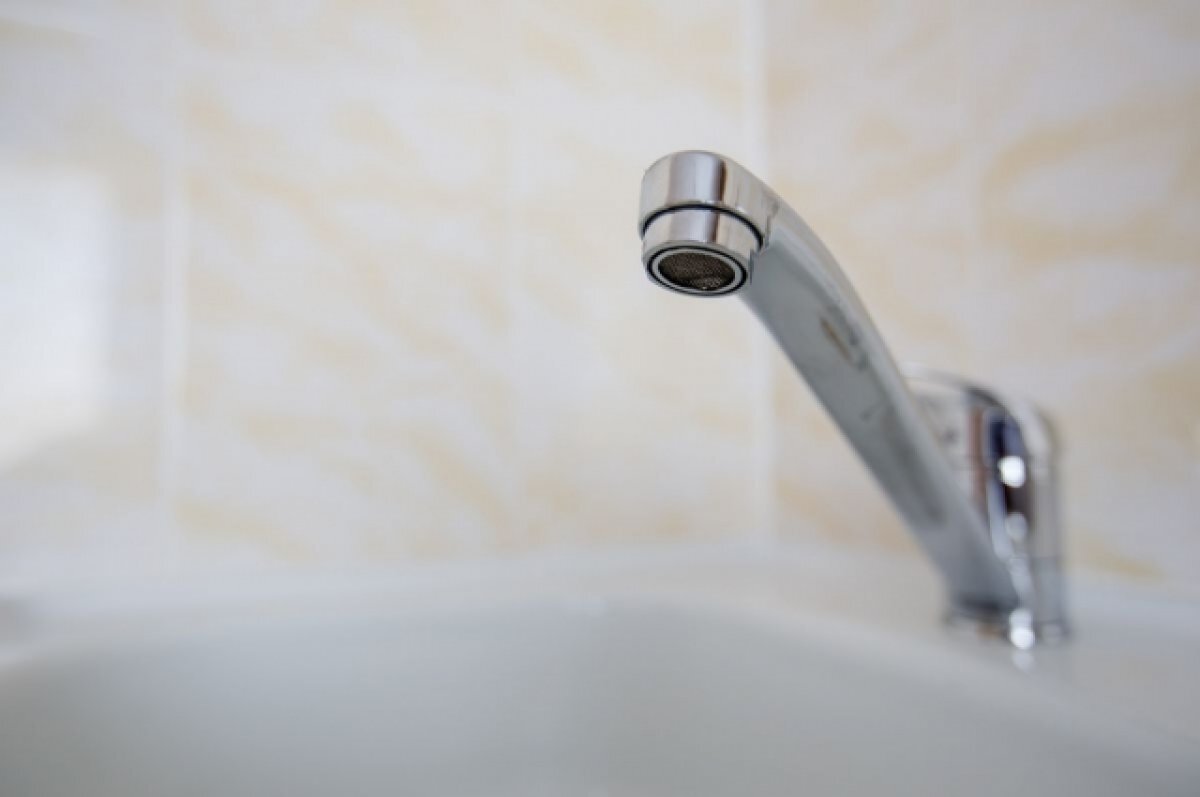    Холодную воду в домах Краснооктябрьского района вернут к 20.00 17 апреля