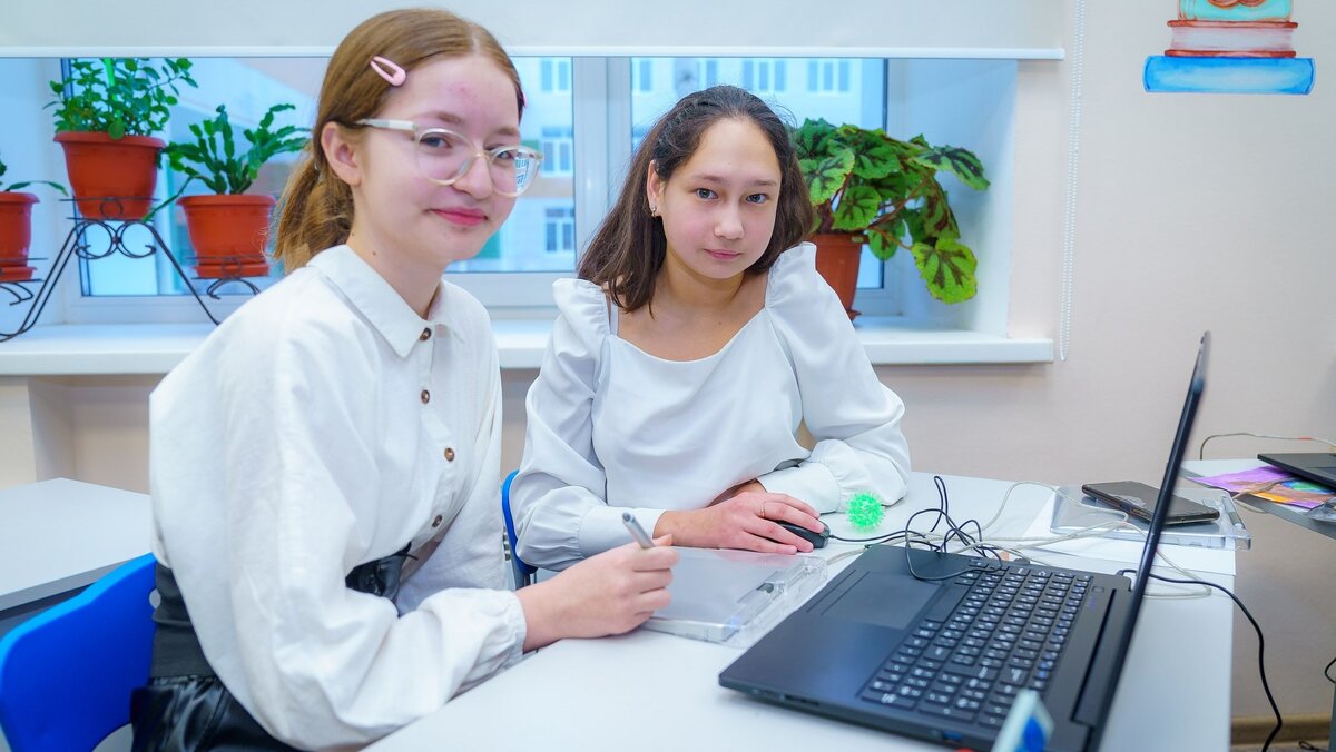    В Югре начали принимать заявки на социальные сертификаты для школьников