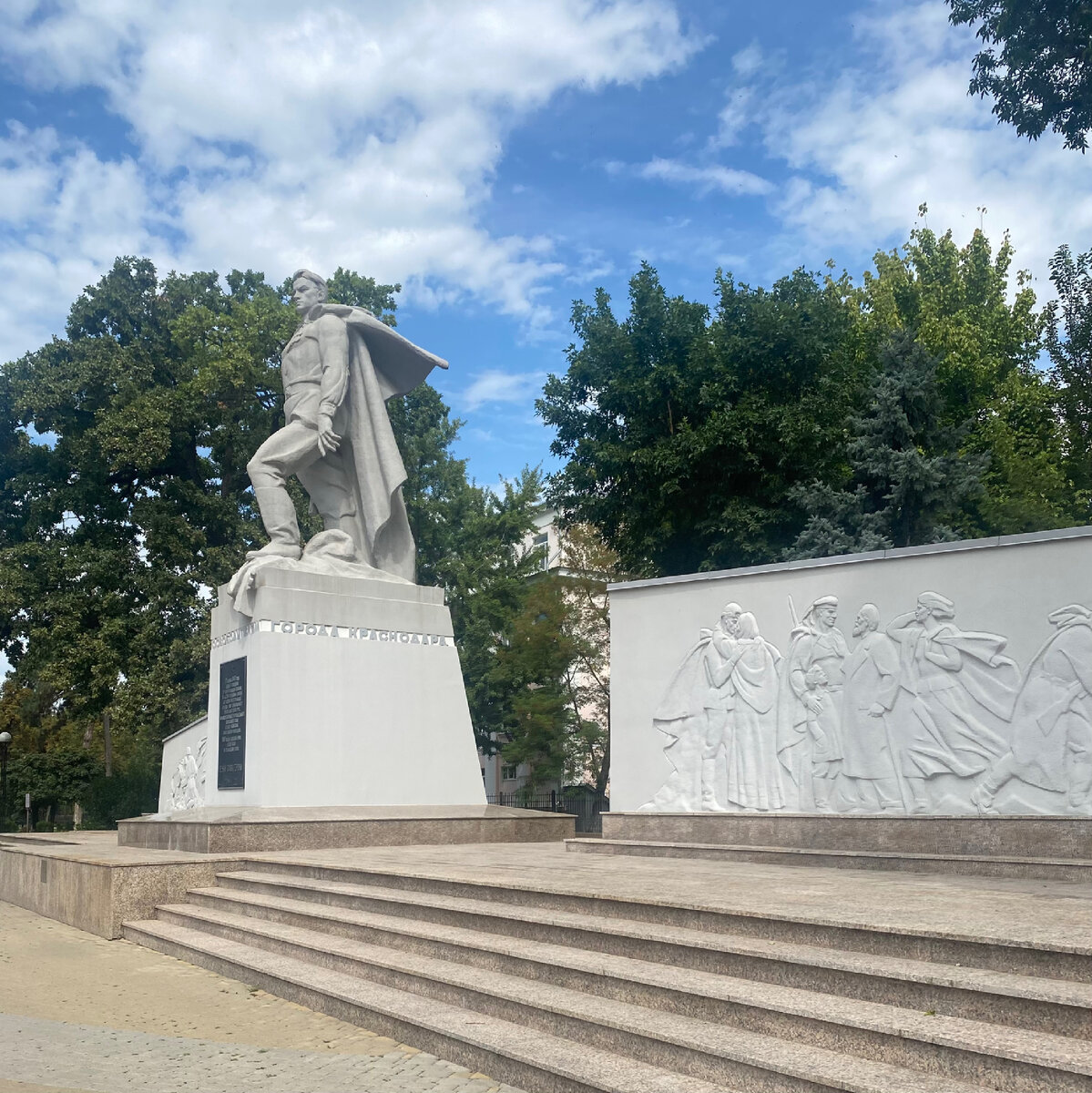 Зимой 1943 года вокруг Краснодара велись бои.