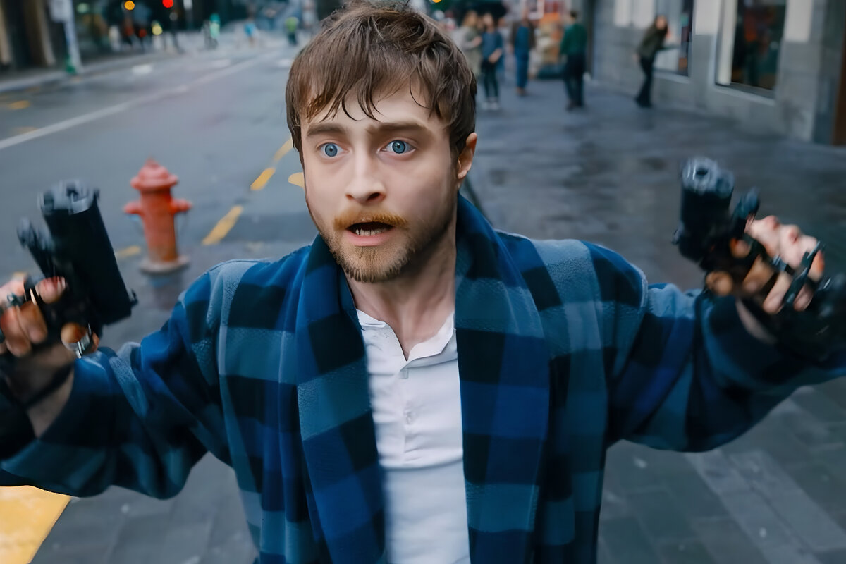 Фильм "Пушки Акимбо" (2019). Дэниел Рэдклифф в роли разработчика мобильных игр Майлза