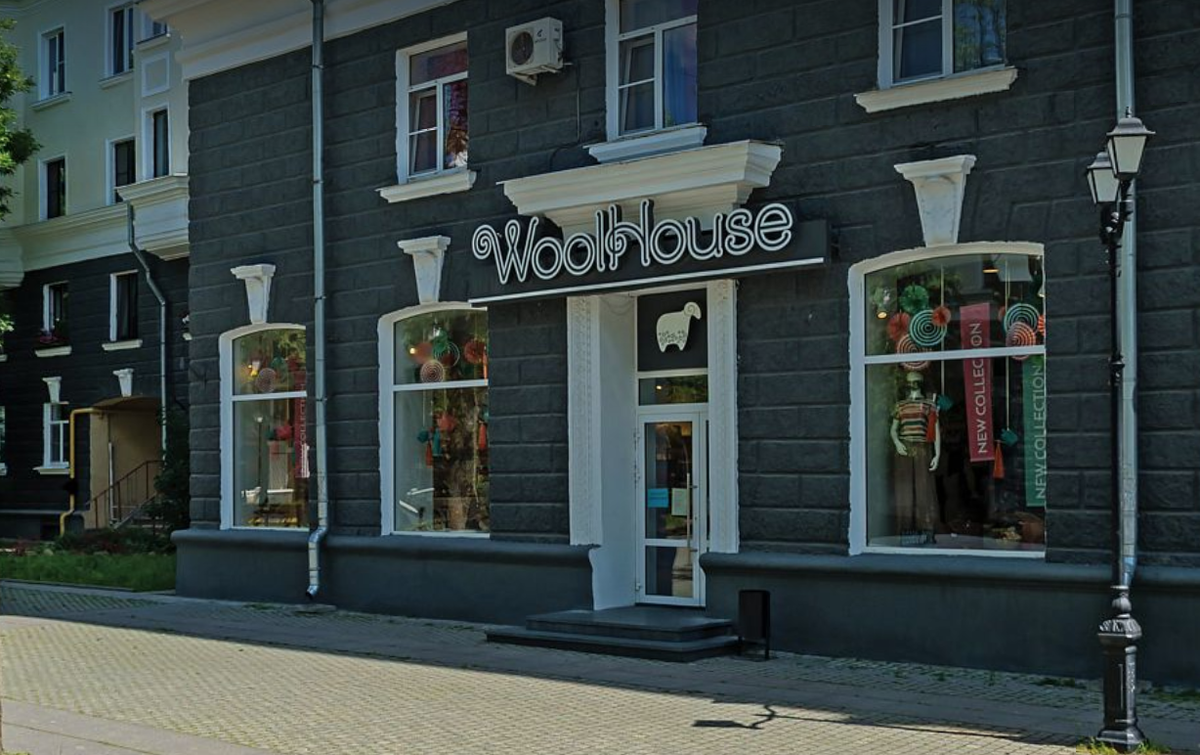 Вот здесь был один из лучших книжных в свое время