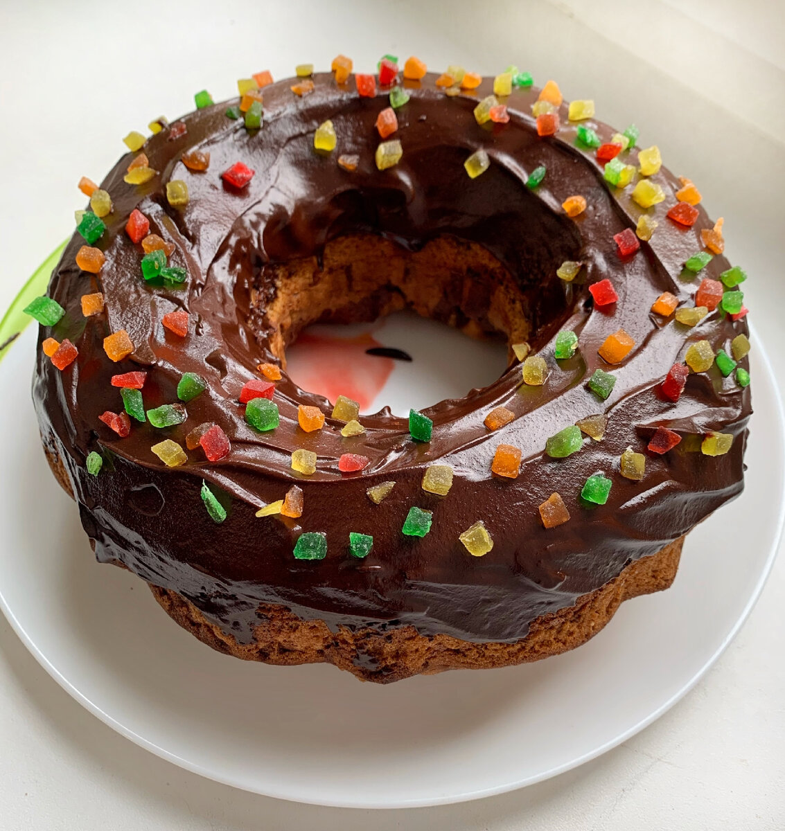 Лимонный кекс с шоколадной глазурью 