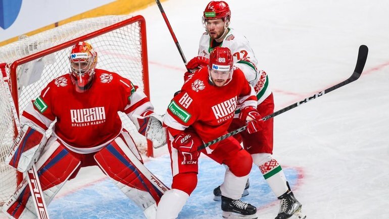    Даниил Исаев, Илья Карпухин и Владимир Алистров (слева направо).ХК «Трактор»