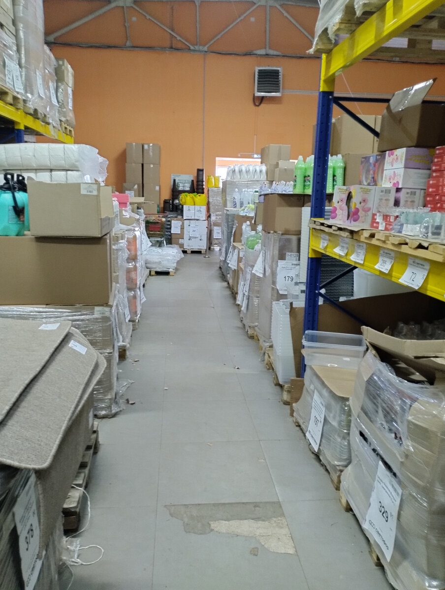 Прохода нет практически...