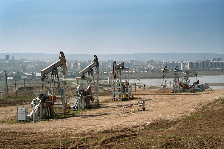   Эффекта от апрельского решения ОПЕК+ сократить добычу нефти хватило только на месяц Фото: © Valery Lukyanov/Russian Look/www.globallookpress.com