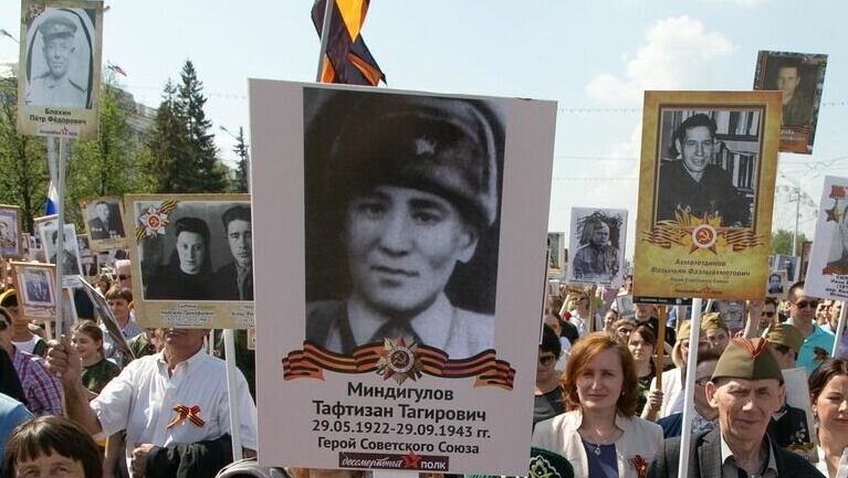     Удмуртия присоединилась к масштабному проекту «Лица Победы», посвященному сохранению памяти о военном поколении.