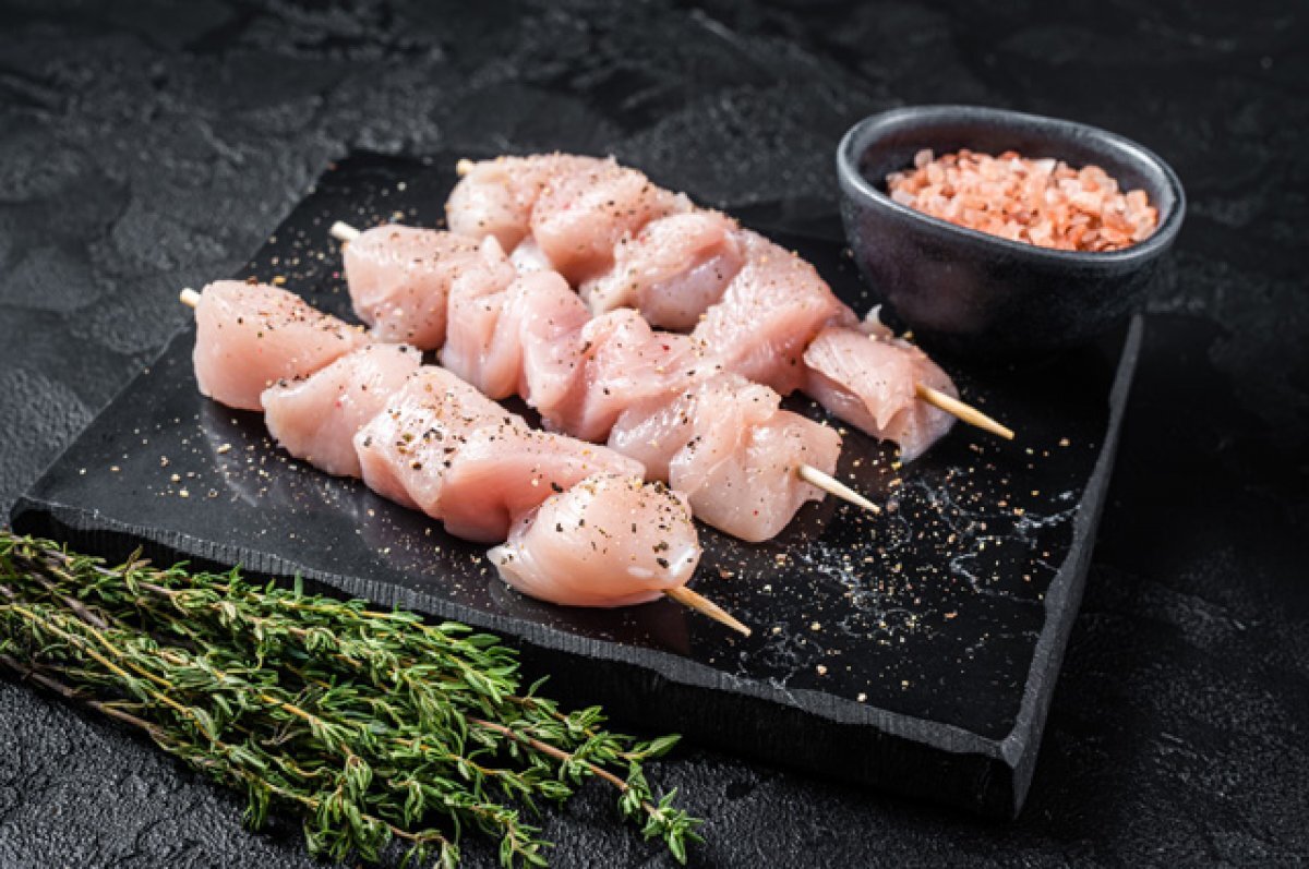    И курица станет нежнее. Как приготовить идеальный шашлык