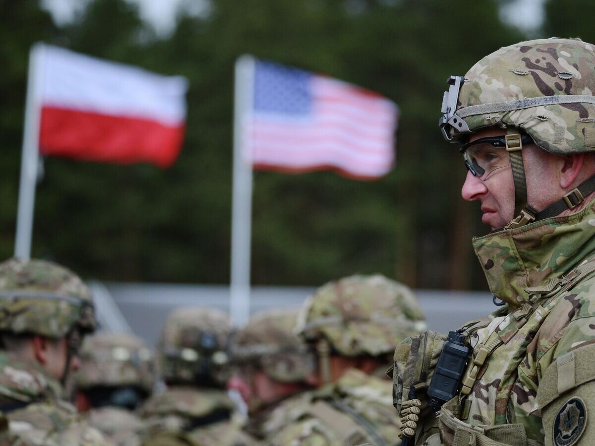    Церемония приветствия многонационального батальона НАТО под руководством США в польском Ожише© РИА Новости / Стрингер