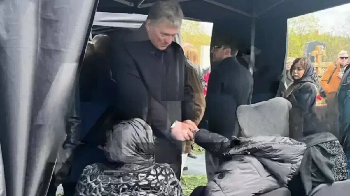 Дмитрий Песков и Алла Пугачева. Фото: телеграм-канал SHOT