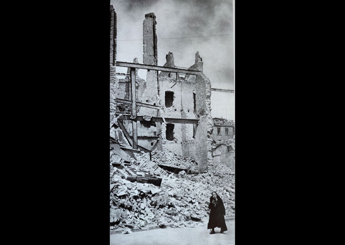 Женщина в Берлине