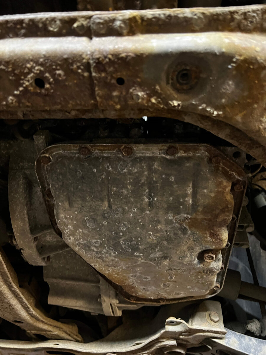 Замена масла в АКПП автомобиля Suzuki SX4 при ремонте и техническом обслуживании