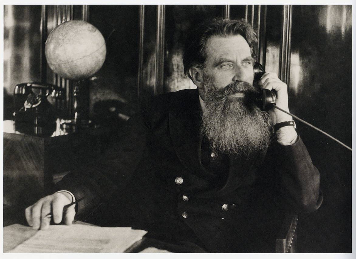 Отто Юльевич Шмидт