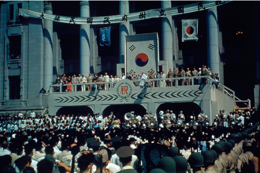 Выступление Ли Сын Мана