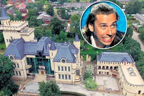 Я "Грязь" , то есть землю есть готов, что я не иноагент.