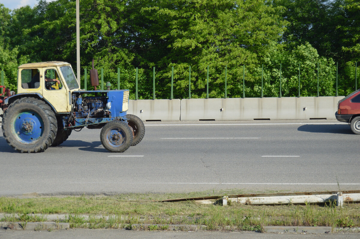Фото автора. 15.05.2023. Трактор ЮМЗ–6.