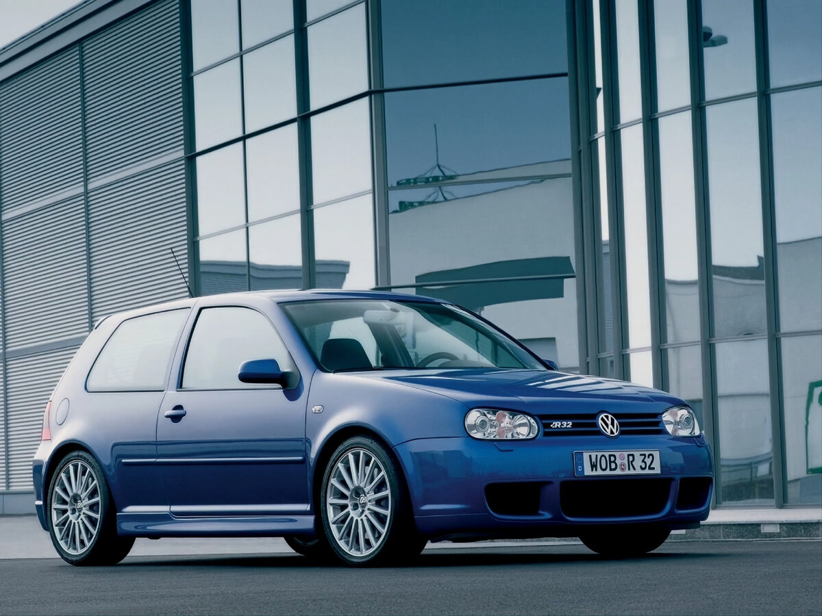 Volkswagen Golf R32