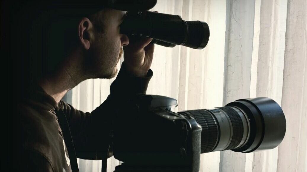     Член комитета Госдумы по обороне Дмитрий Кузнецов предложил более тщательно следить за иностранцами, находящимися на территории РФ.