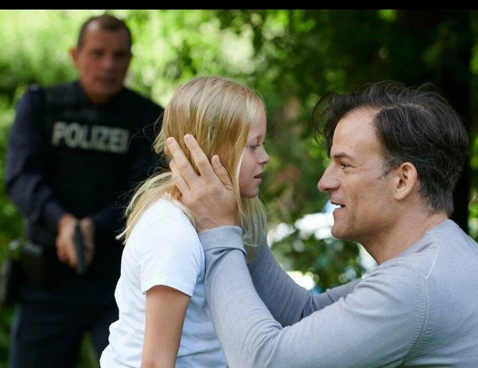 Кадр из сериала