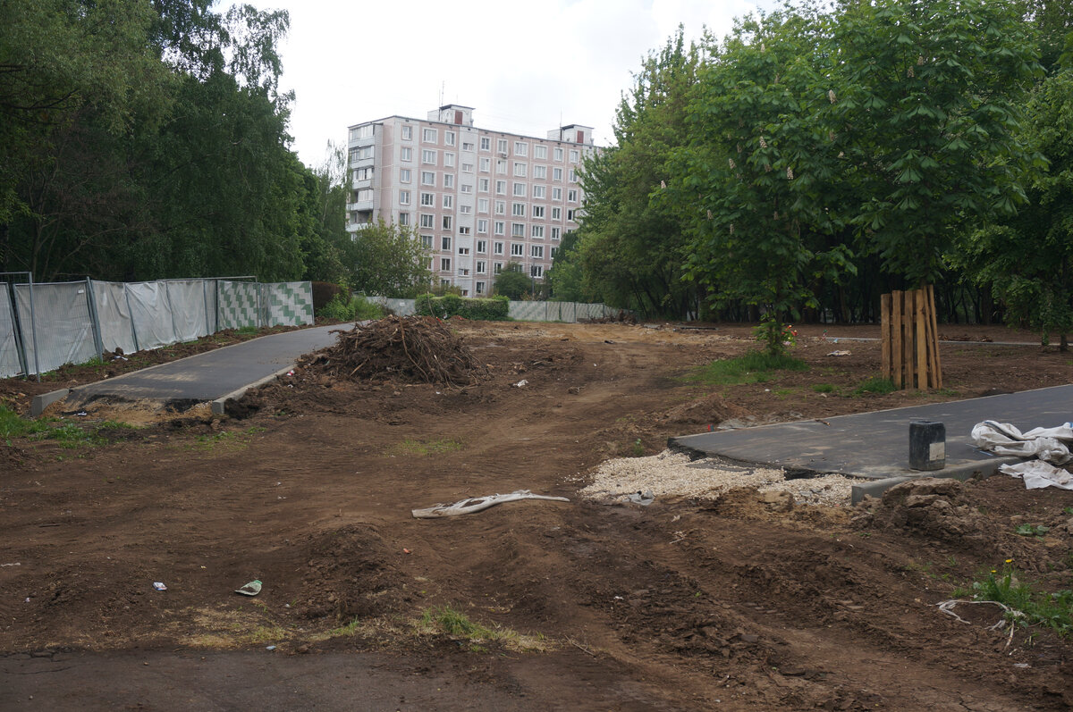 Прокладка новых дорожек- что угодно, но не аварийно-восстановительные работы