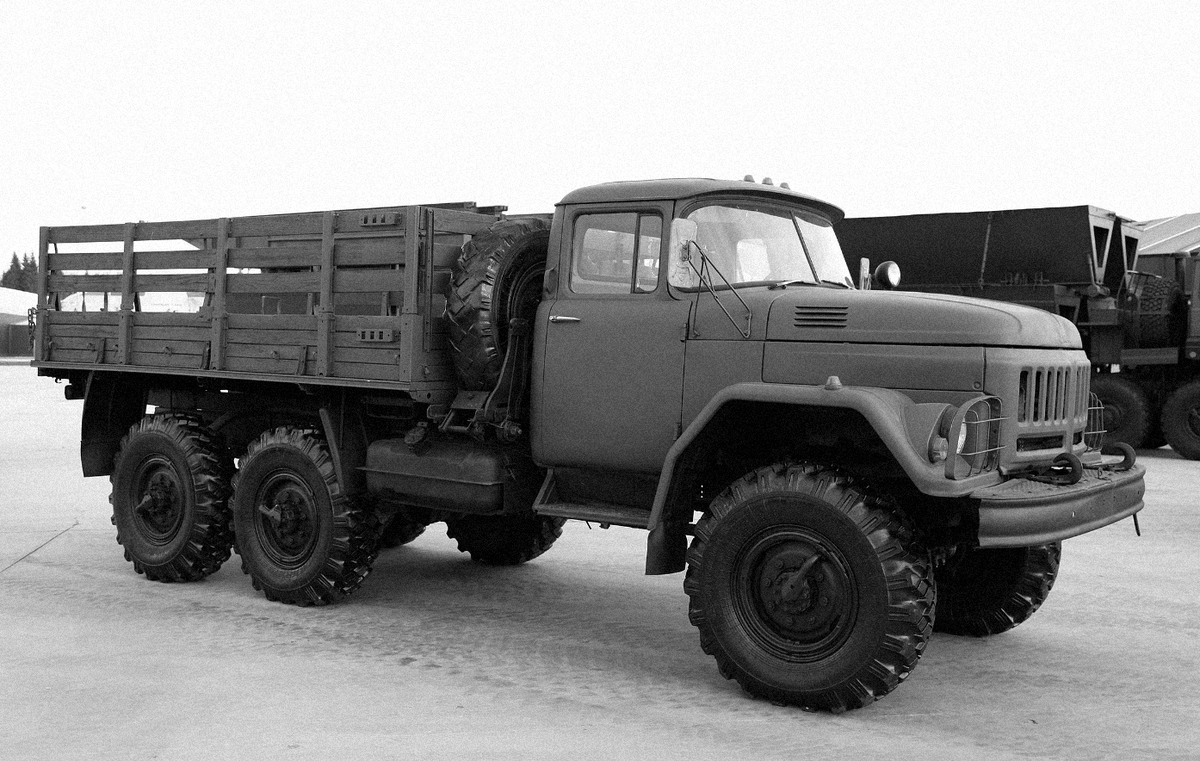 Зил 131 фото военный