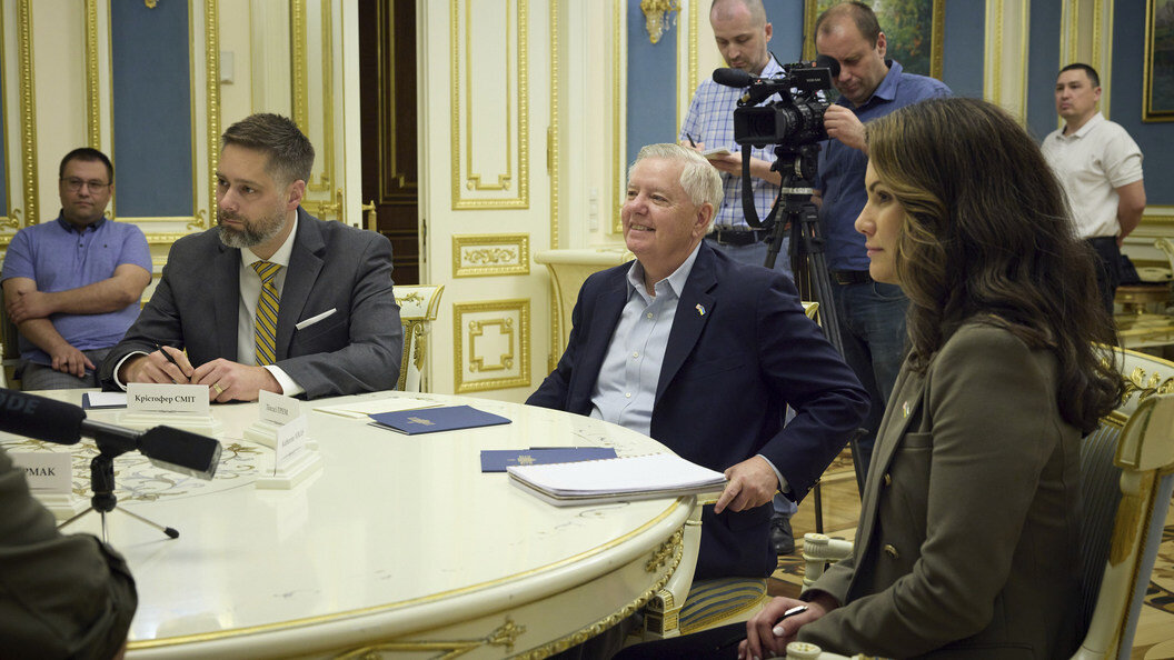 Хорошие новости! Русские умирают! 