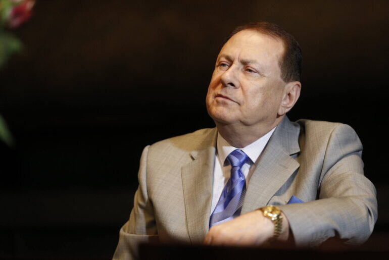    Ðîññèÿ. Ìîñêâà. 4 ñåíòÿáðÿ 2017. Äèðåêòîð òåàòðà "Ëåíêîì" Ìàðê Âàðøàâåð âî âðåìÿ ñáîðà òðóïïû òåàòðà. Àëåêñàíäð Ùåðáàê/ÒÀÑÑ