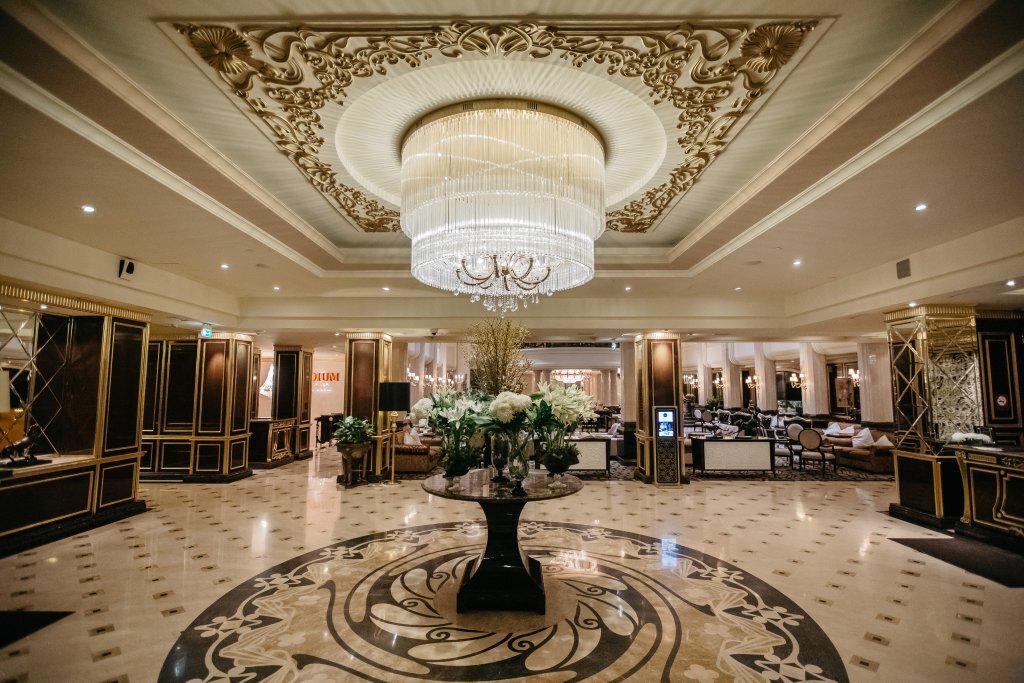 Отель St. Regis Москва Никольская. Никольская 12 отель St.Regis. Гостиница сент Реджис Москва. Ст Реджис Никольская.