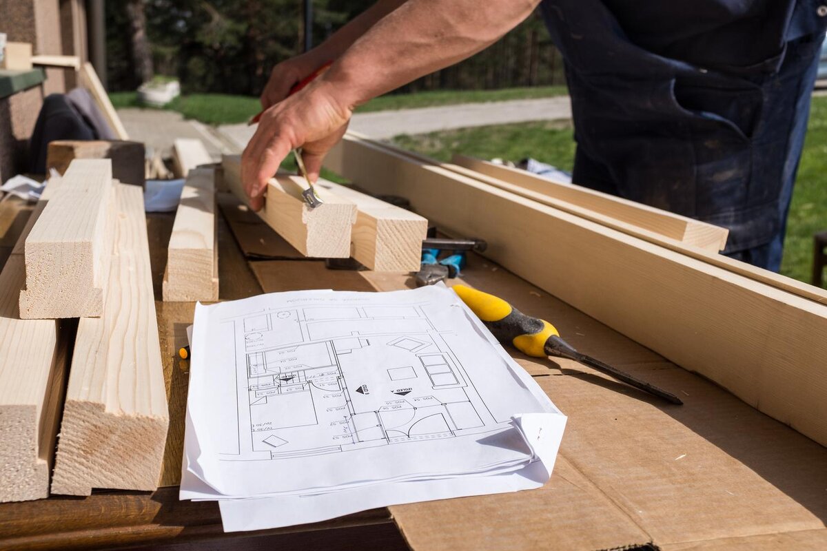 Shutterstock📷Строительство дома всегда должно начинаться с проекта