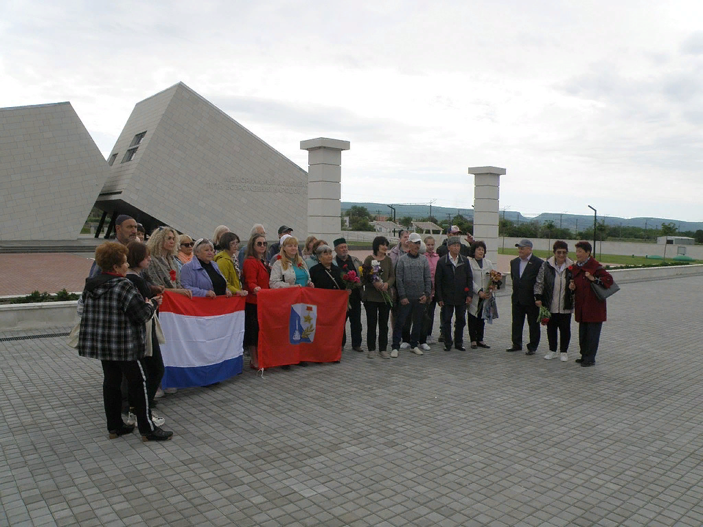 Привет Крыму от Севастополя.